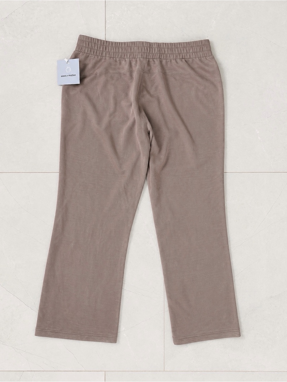 Ease of Motion Cropped Wide-Leg Lounge Pants – NWT – Women’s Medium – Taupe - Picture 2 of 4